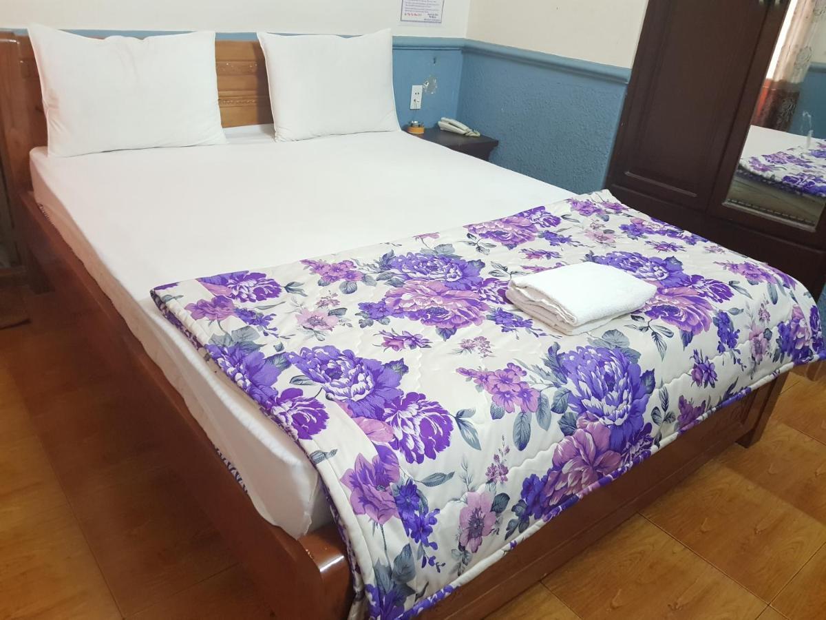 הו צ'י מין סיטי Van Thanh Dat Hotel מראה חיצוני תמונה